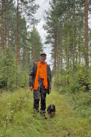 Ari Alinen ja mäyräkoira