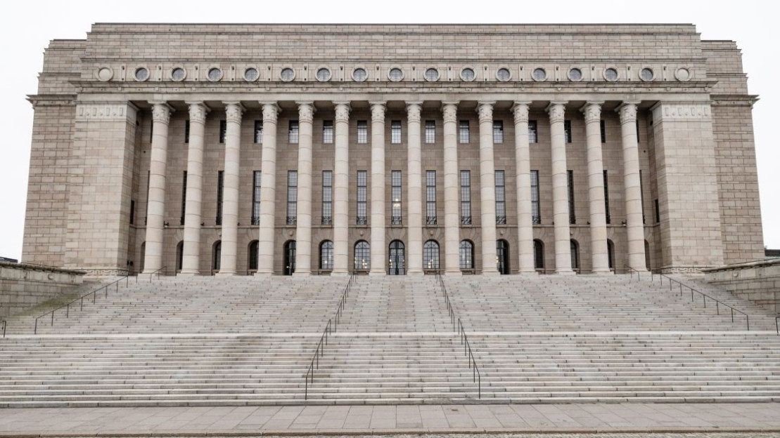 Eduskunnan rakennus.